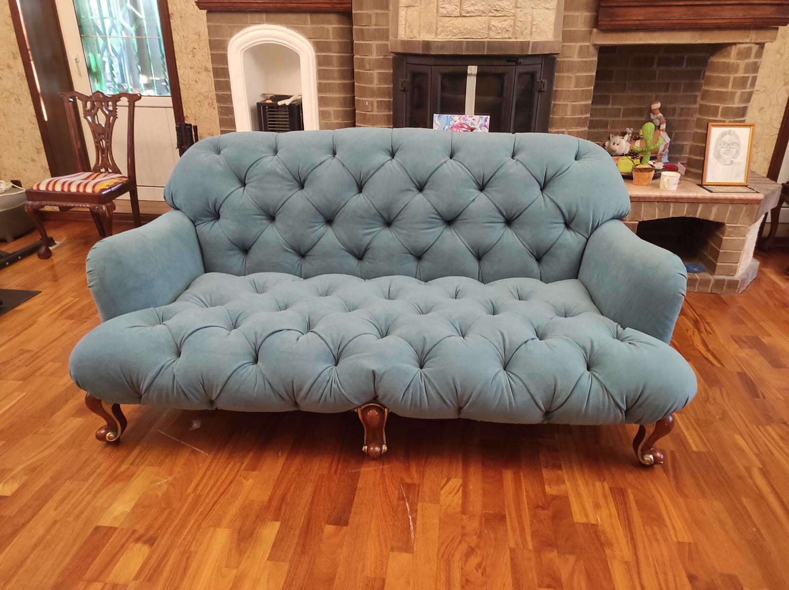 Обивка дивана. Кореновск